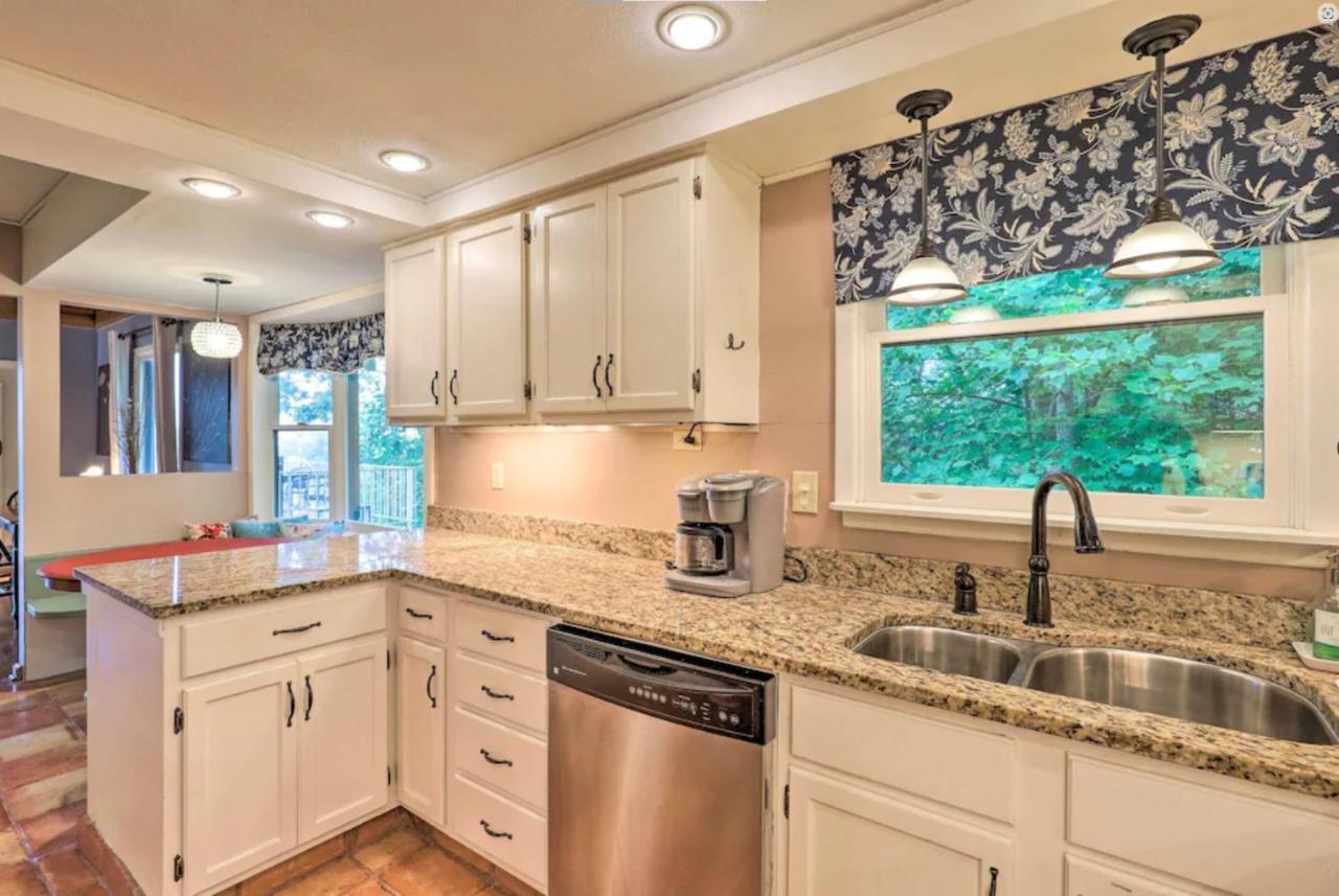 Roamer'S Respite - A Prime Location With Scenic Views For Your Ultimate Retreat Sylva Exterior foto